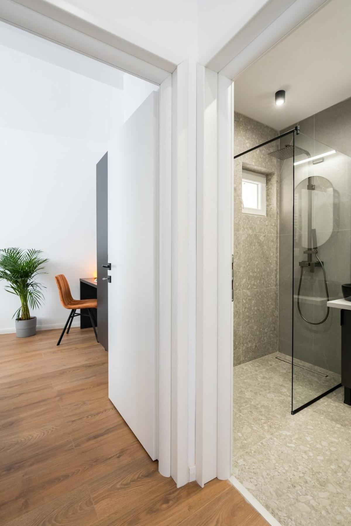 Apartament Stunning Views 2br Flat - Location - Terrace Bucureşti