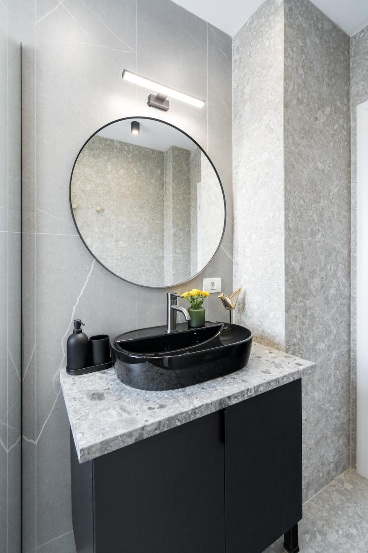 Stunning Views 2br Flat - Location - Terrace