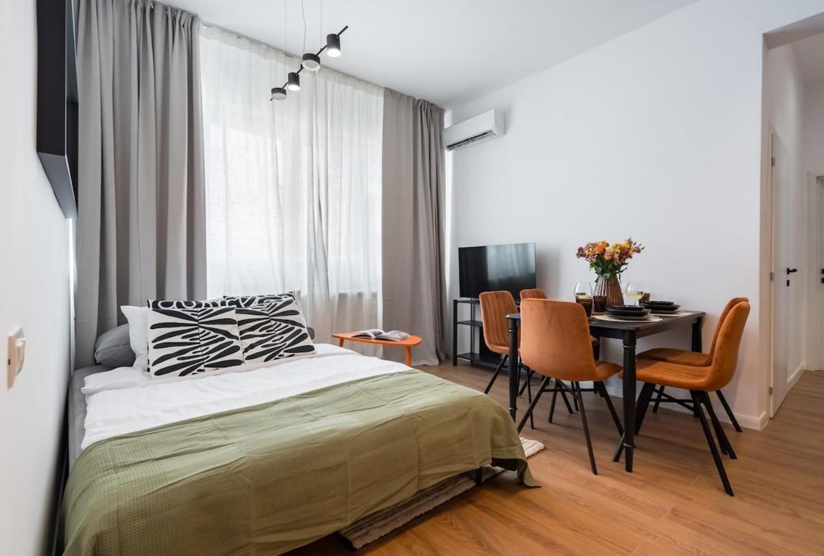 Apartament Stunning Views 2br Flat - Location - Terrace *