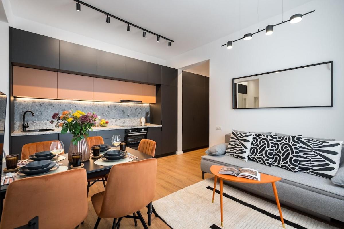 Apartament Stunning Views 2br Flat - Location - Terrace